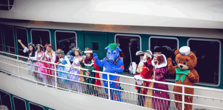 Where To Play This Holiday Season in Portland: Cinnamon Bear Cruises Are Back