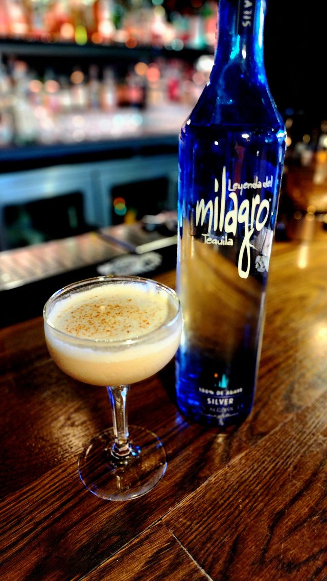 A Holiday Cocktail That Warms More Than Just the Spirit